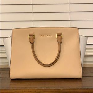 Micheal Kors Selma Saffiano Leather Satchel.